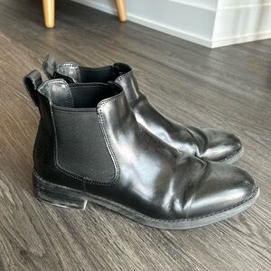 Clark’s Chelsea boots